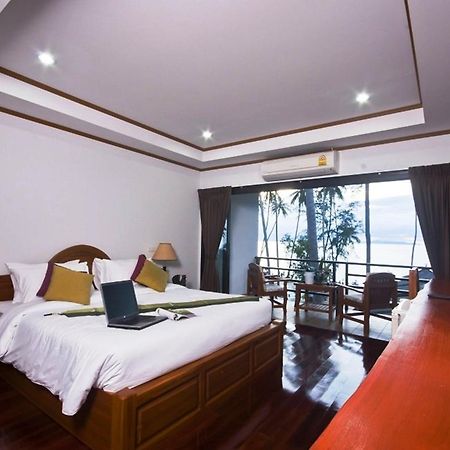 Lipa Bay Resort Lipa Noi Habitación foto