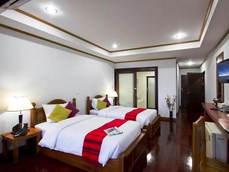 Lipa Bay Resort Lipa Noi Exterior foto