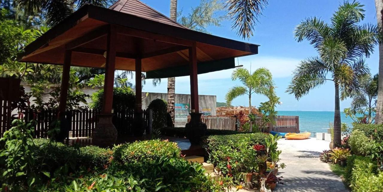 Lipa Bay Resort Lipa Noi Exterior foto