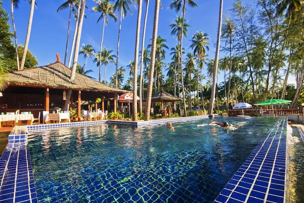 Lipa Bay Resort Lipa Noi Exterior foto