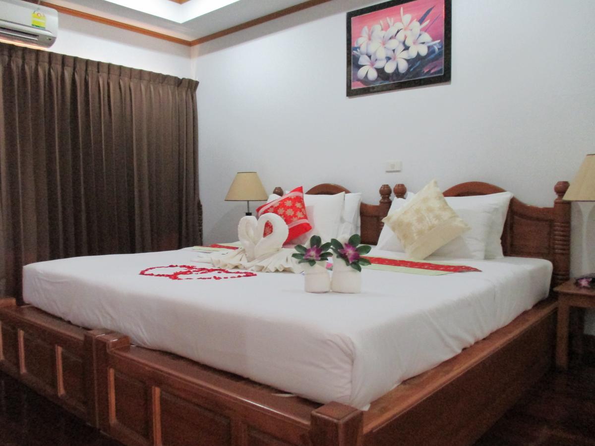 Lipa Bay Resort Lipa Noi Exterior foto